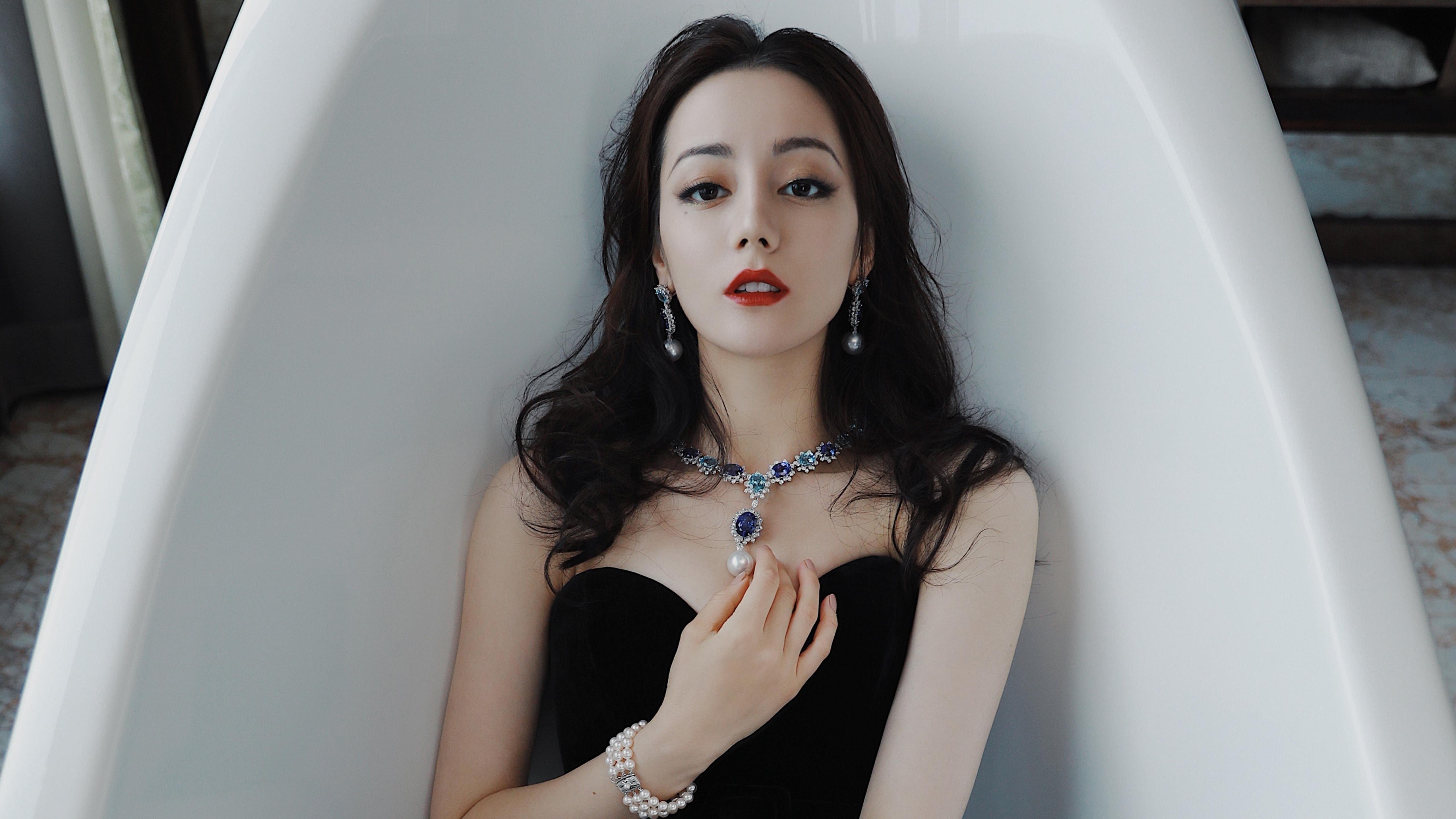 爱游戏体育官方网站-捷克队半场暂时领先德国,气势如虹,捷克队战绩