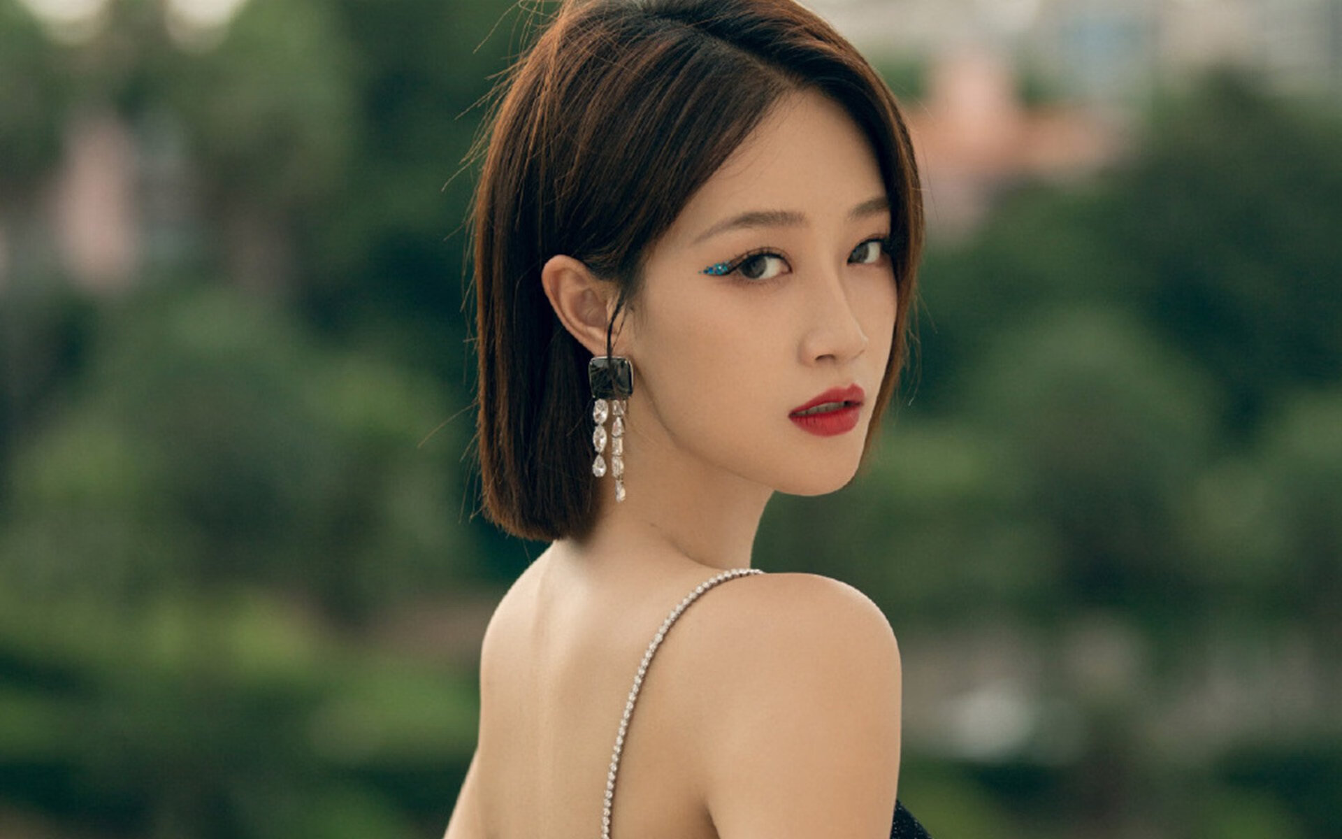 爱游戏下载-墨西哥马术协会授予费德里科·费尔南德斯“年度最佳障碍赛骑手”称号。