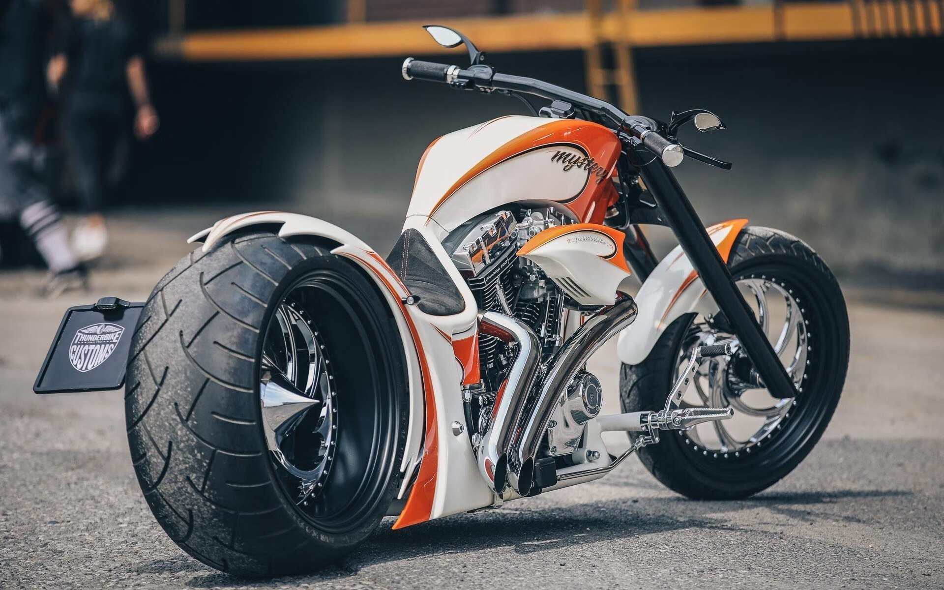 英超惊心动魄：逆转攻势令人心跳加速，英超逆袭夺冠